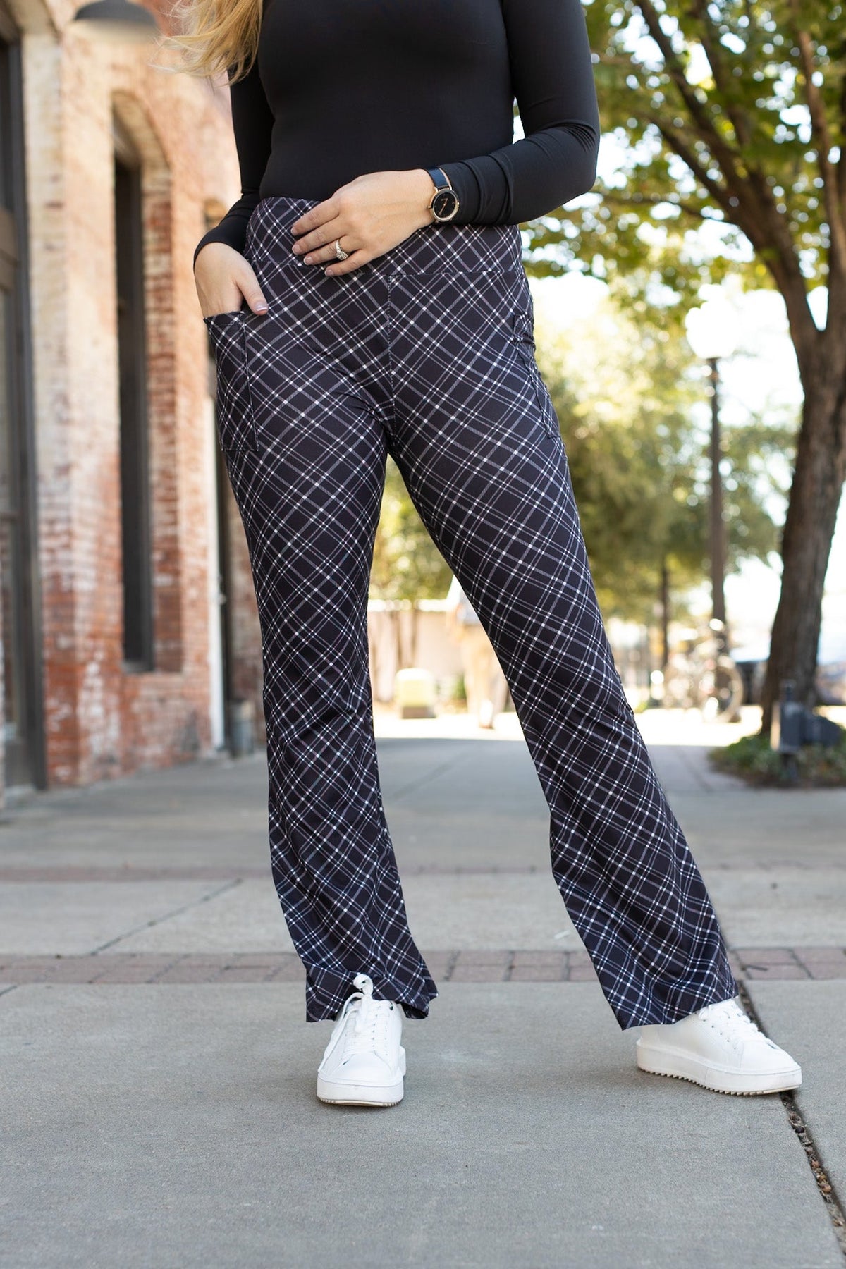 *Ready to Ship | The Jennifer 30" Plaid Bootcut Leggings