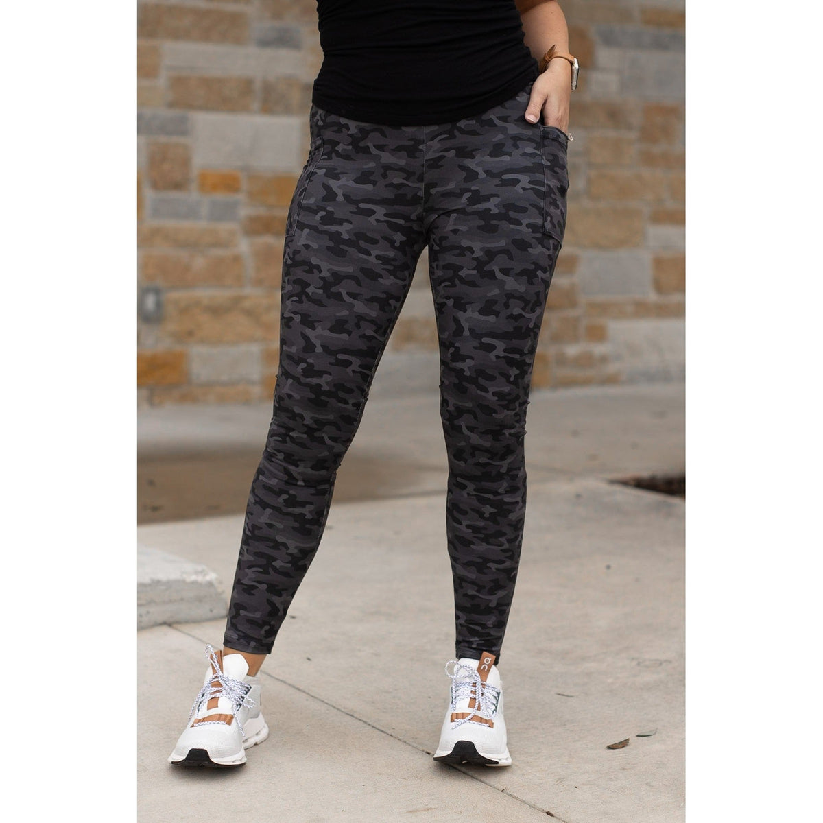 Julia Rose Maverick camo full-length leggings, Women wearing Maverick camo leggings high waisted