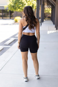 Ready to Ship | The Maggie - Black REGULAR Waistband Biker 5" 