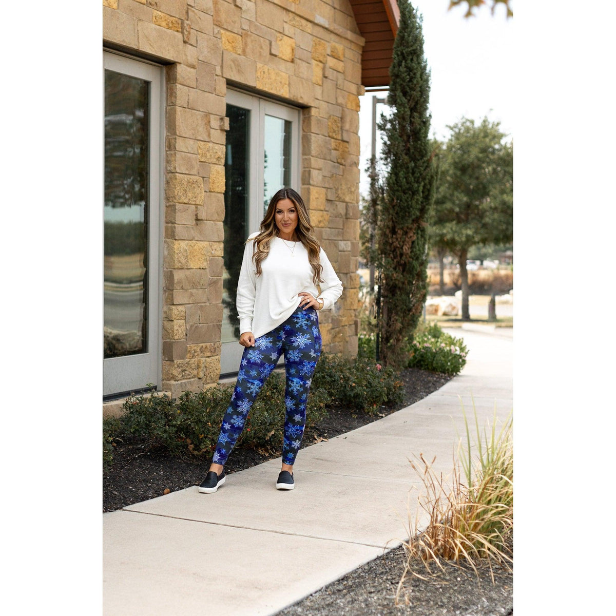 Blue Snowflake Leggings