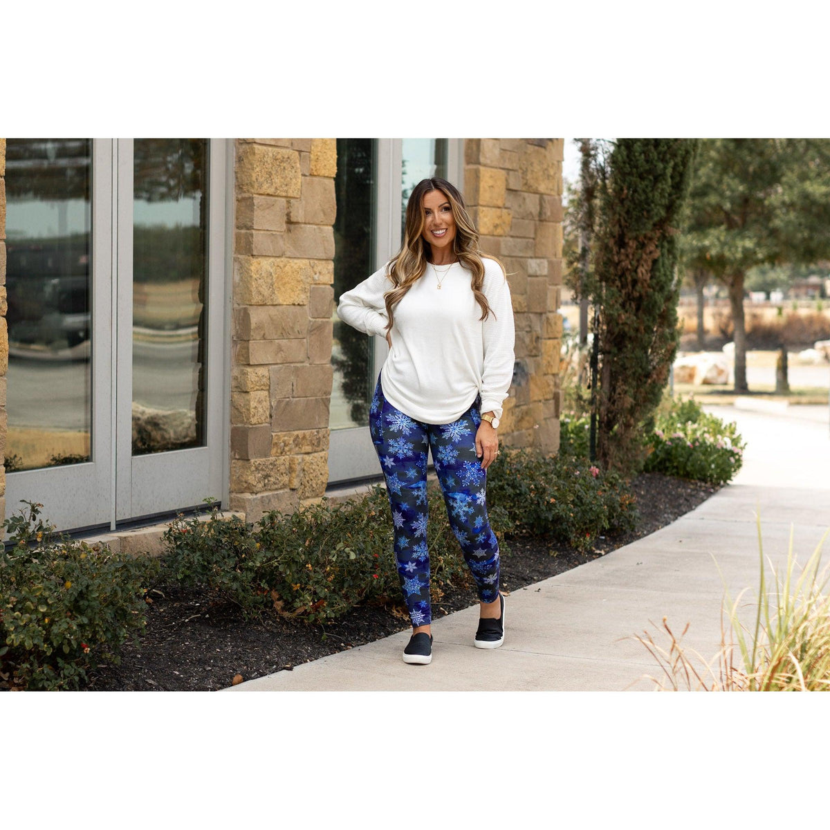 Blue Snowflake Leggings