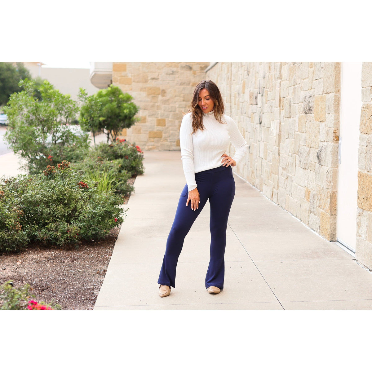 Ready to Ship | Navy FLARE Leggings with Pocket - Round 2