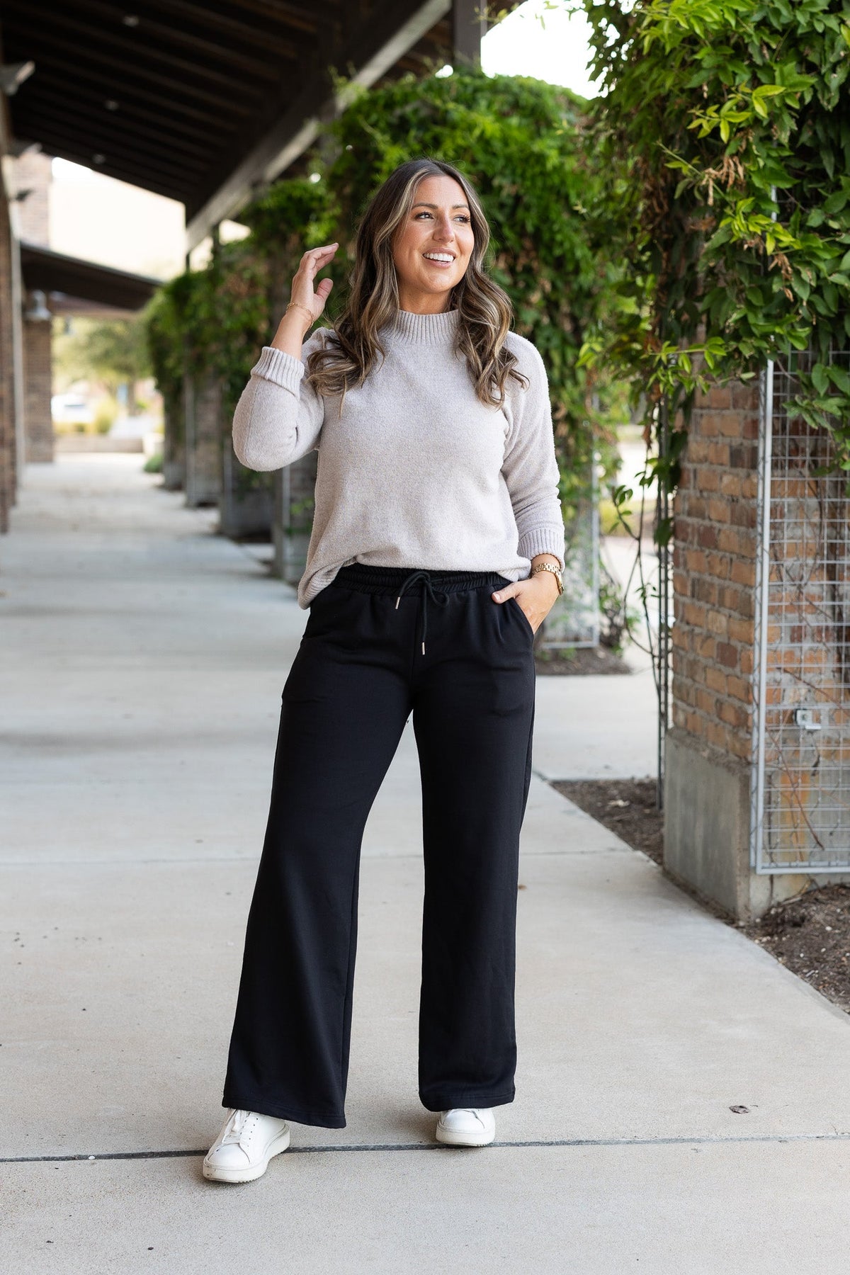Jenna - Comfy Wide Leg Fleece pants*