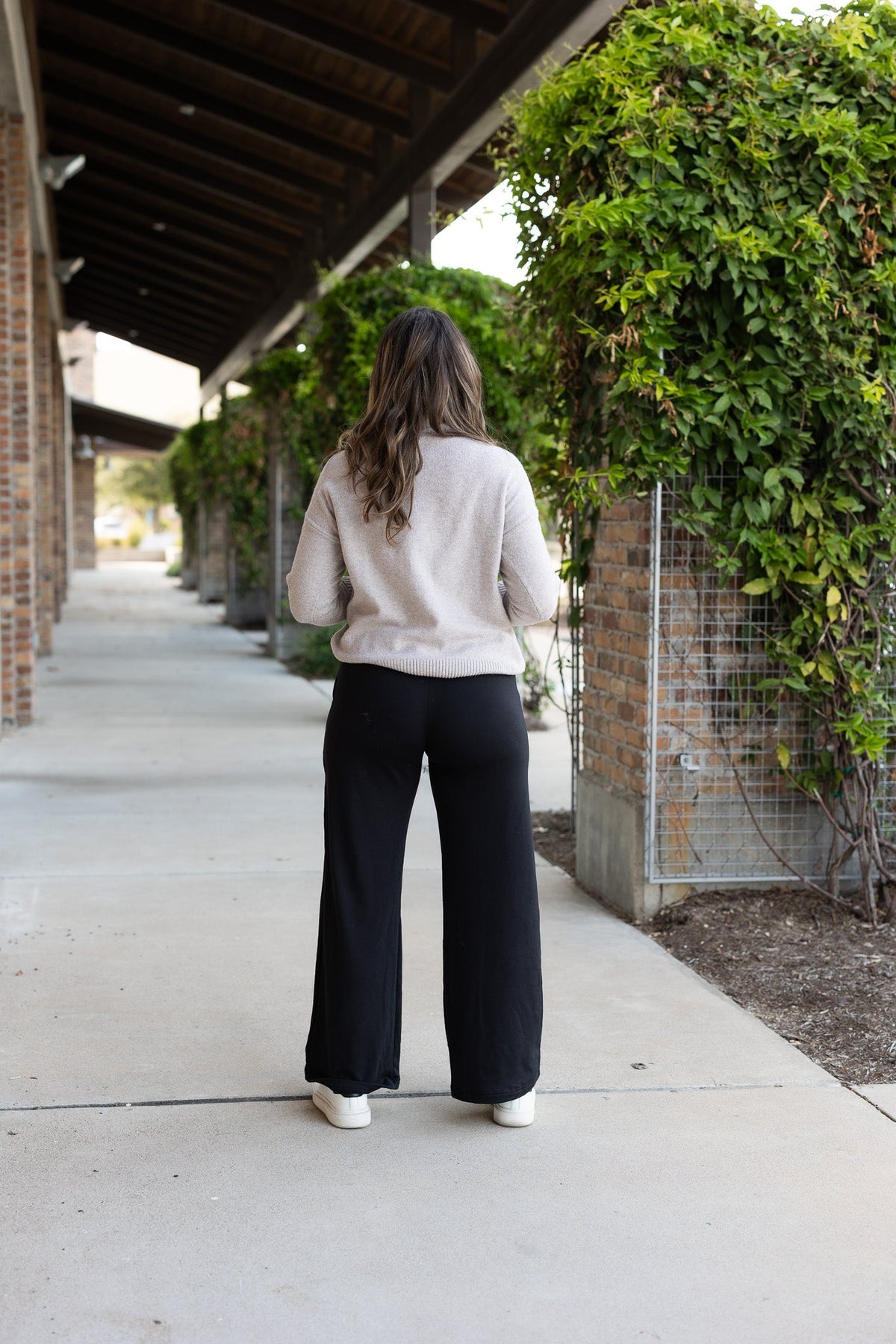 Jenna - Comfy Wide Leg Fleece pants*