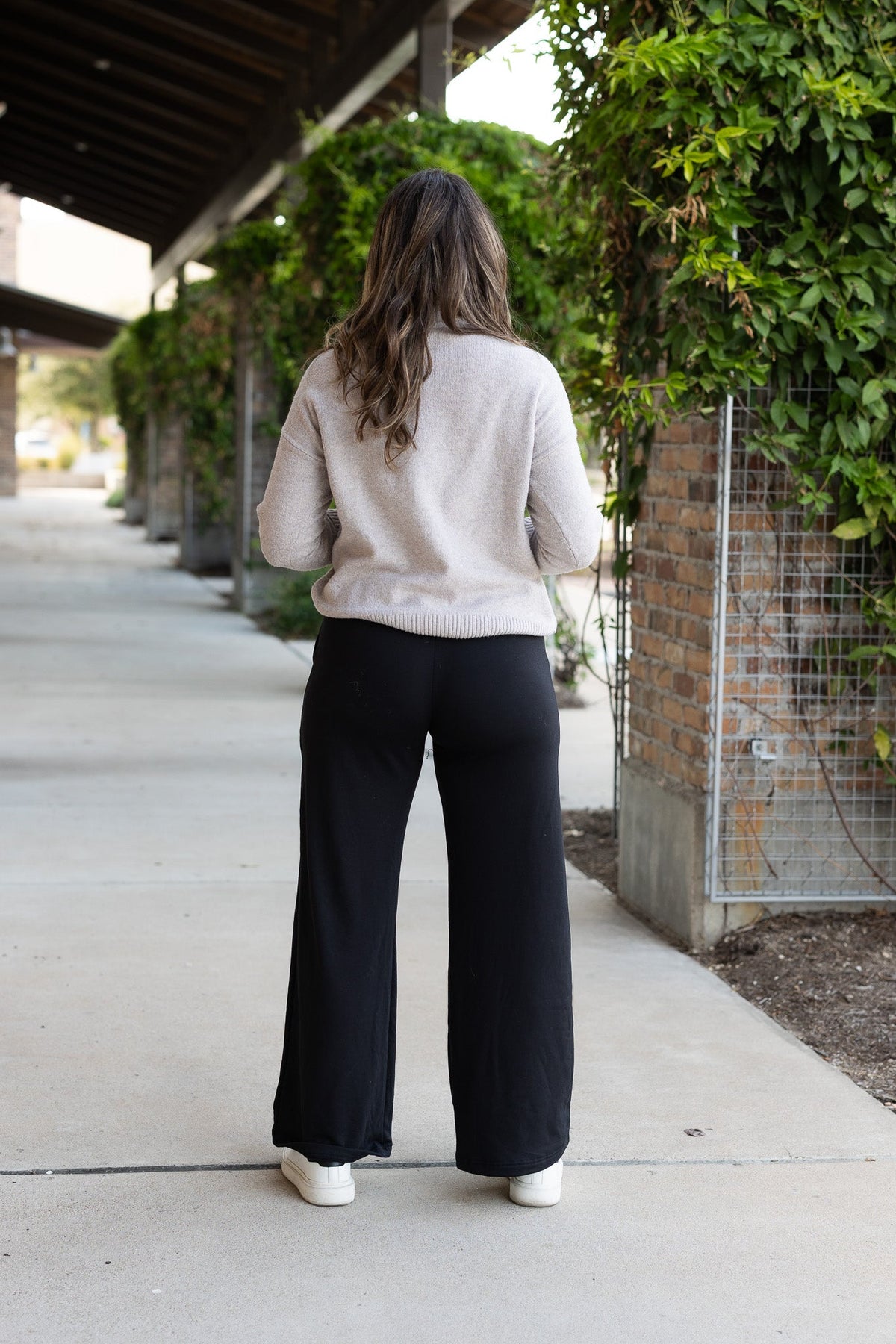 Jenna - Comfy Wide Leg Fleece pants*