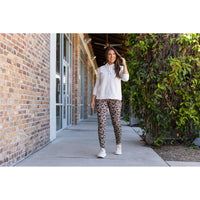 Ready to Ship | The Bianca - Leopard Bats Leggings