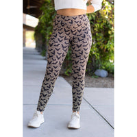 Ready to Ship | The Bianca - Leopard Bats Leggings