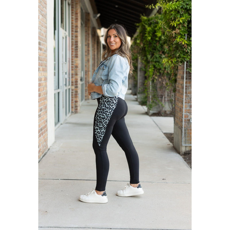 Ready to Ship  | The Sabrina - Snow Leopard Panel Leggings