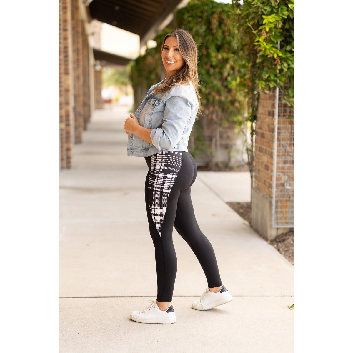 High waisted black leggings with plaid side panel