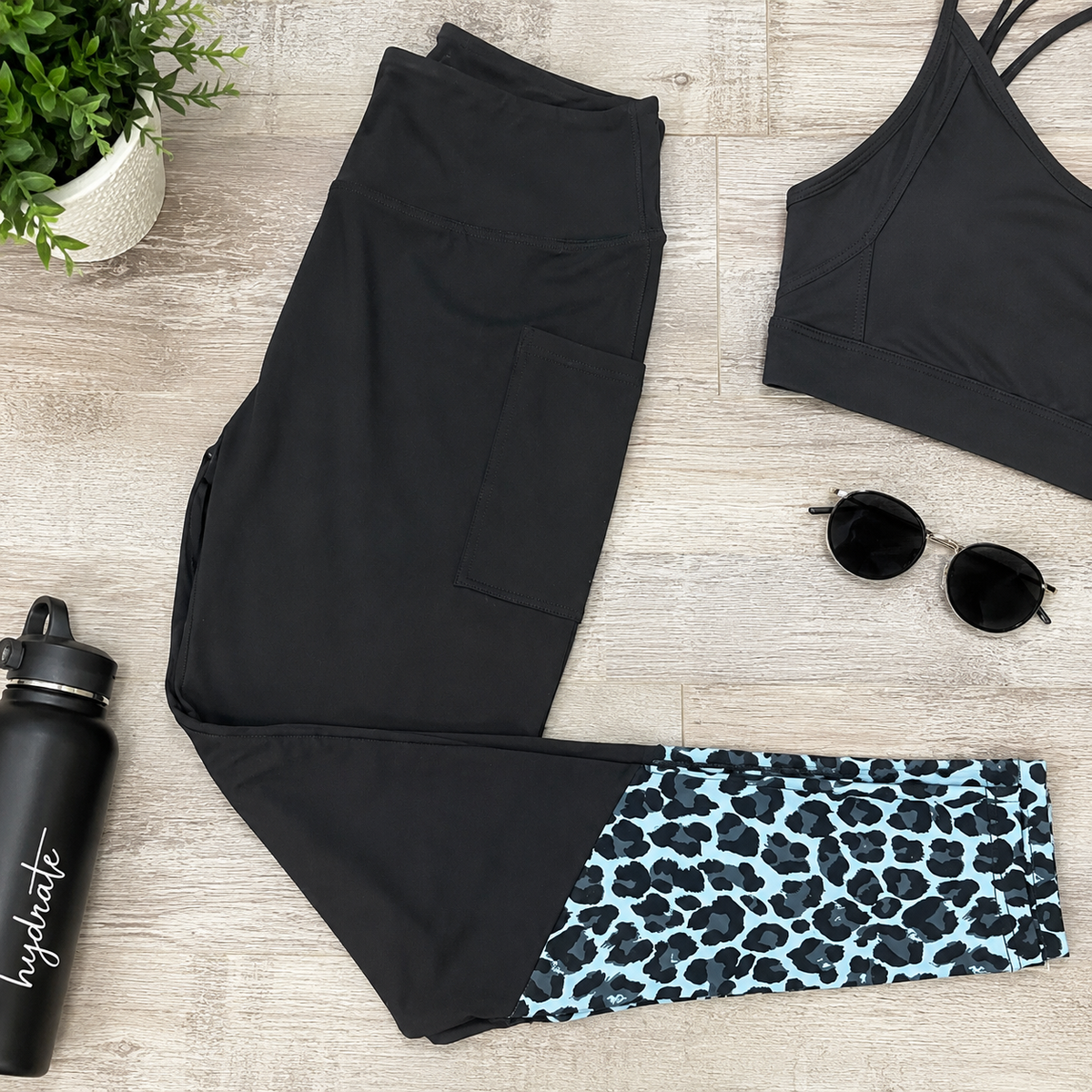 Snow Leopard Ankle Panel Leggings