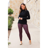 Julia Rose Wren Plaid Leggings with pockets and high waistband. Buttery soft plaid leggings for women by Julia Rose.